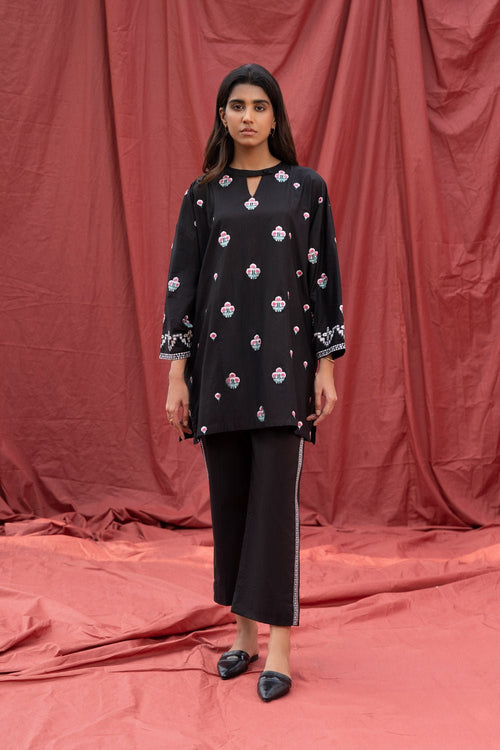 Sapphire- 2 Piece - Embroidered Lawn Suit
