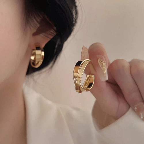Shein - 1pair Minimalist C-shaped Multilayer Hoop Earrings With Geometric Metallic Texture For Women