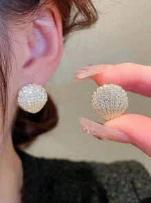 Shein - 1 Pair 2024 Exclusive Four Seasons/french Luxury Pearl Shell Fan-shaped Exquisite Bronze Micro-inlaid Earrings For Women
