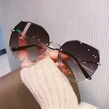 Shein - 2000s Style Rimless Geo Tinted Lens Fashion Glasses-perfect