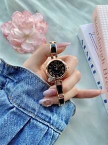 Shein - 1pc Round Dial Women's Quartz Watch With Roman Numerals,drop Oil, Black Bracelet Strap, Suitable For Daily Wear