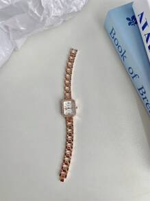 Shein - New Arrival 1pc Fashionable Women's Watch Romannumerals Rhinestone Decor Square Pointer Quartz Watch White