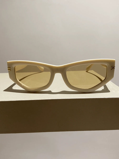Shein - New Retro Cat-eye Small Frame Irregular Sunglasses