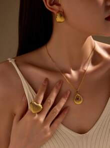 Shein - Onelike 3pcs Stainless Steel Fashion Retro Style Golden Women's Striped Love Ring And Striped Shell-shaped Earrings Pendant Necklace Jewelry Set