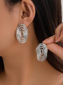 Shein - 1pair Creative Fashionable European & American Style Metal Spiral Multi-layer Round Earrings