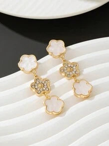 Shein - A Pair Of Exquisite Party Style Diamond Lucky Five-leaf Clover Pendant Women's Earrings