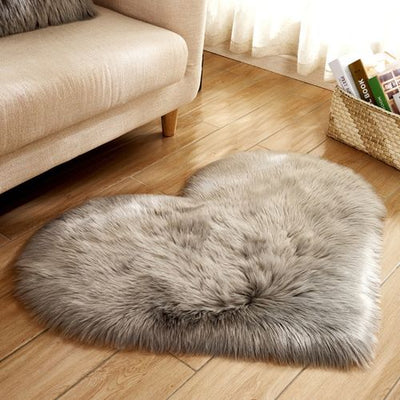GABA FUR RUG HEART SHAPE