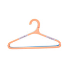 PLASTIC HANGER 8034