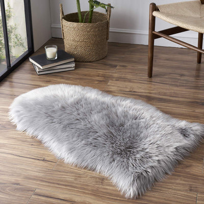 ORIENTAL FUR RUG 2X3