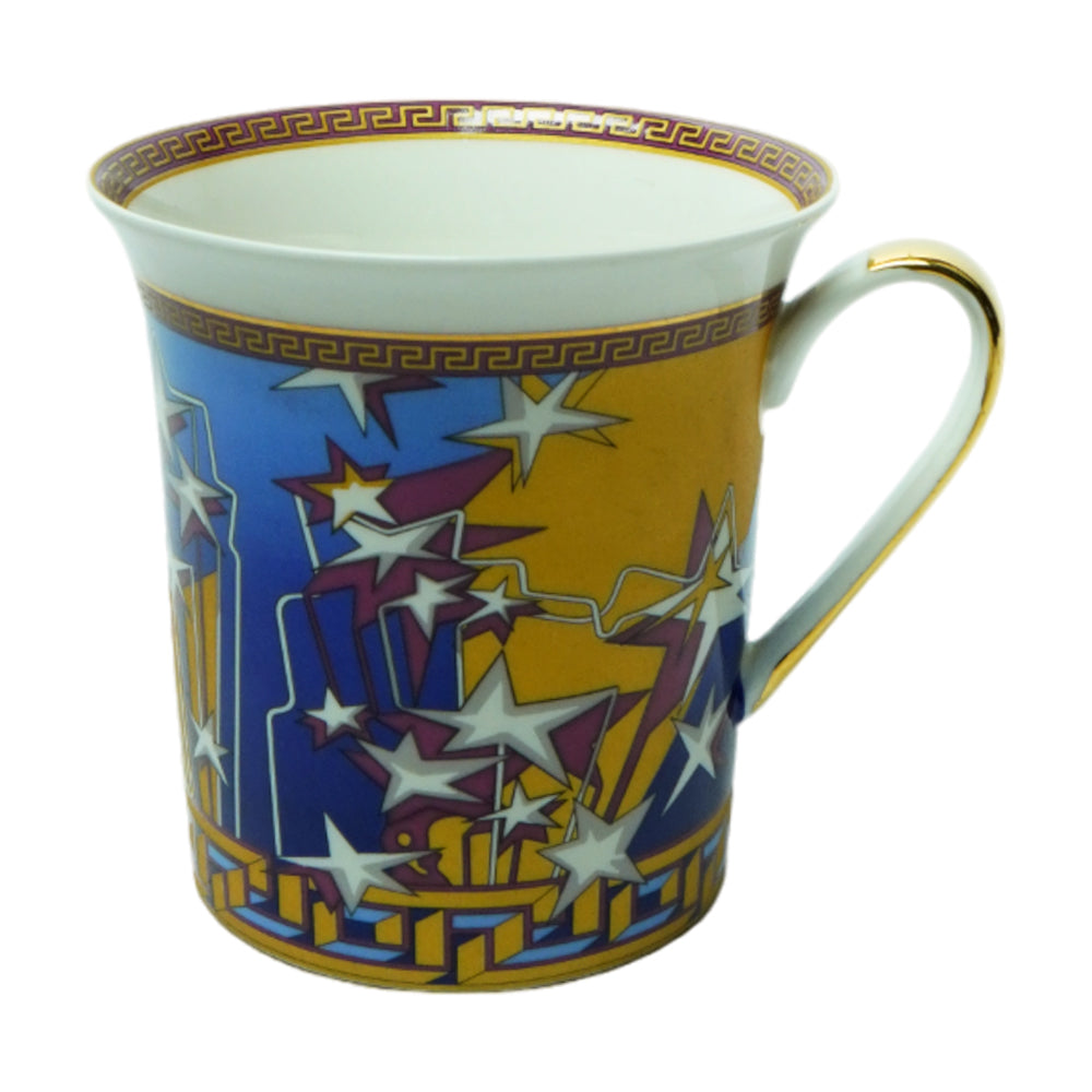 MUG ROYAL BISTRO 696