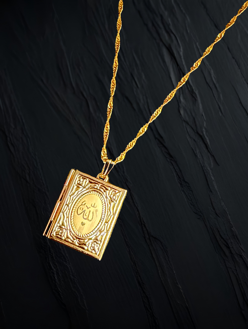 Beri - Arabic Calligraphy Golden Locket With Chain And Frame Inside