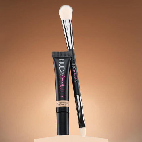 Huda Beauty - Face Conceal & Blend Makeup Brush