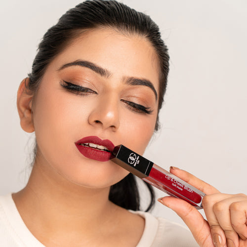 Glow & Glee - Lip & Cheek Blush Soft Matte 304 Hot Kiss 8ml