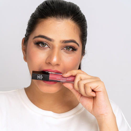 Glow & Glee - Lip & Cheek Blush Soft Matte 307 Soft Kiss 8ml