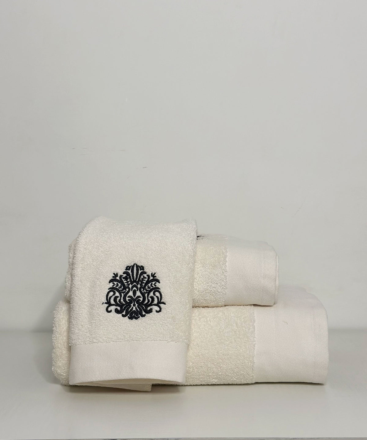 DAMASK MARFILL TOWEL
