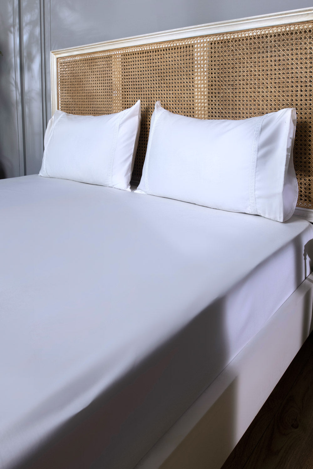 Sapphire- Lacy - Bed Sheet