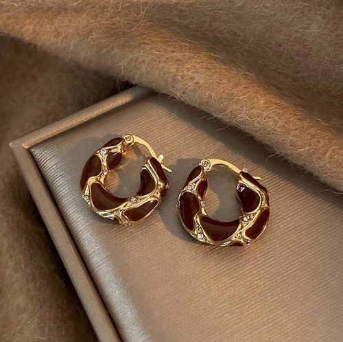Shein - Andkiss 1 Pair Simple Elegant Minimalist Oil-drop U-shaped Earrings