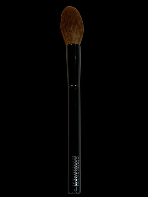 Color Studio - Pro Makeup Brushes Flame Highlighter Brush