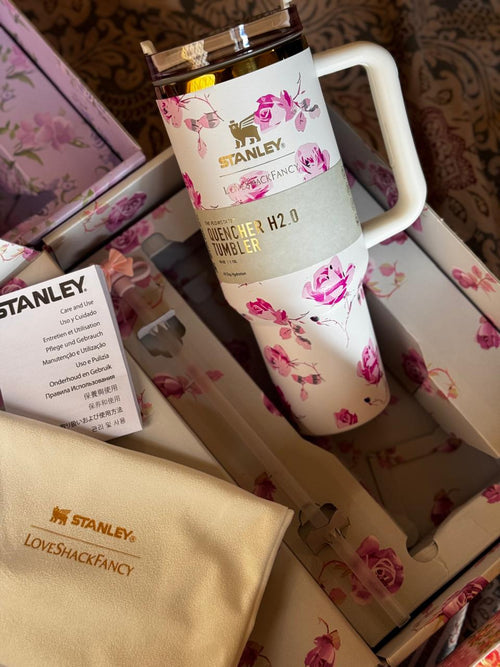Home.co - Stanley Quencher H2.0 Tumbler 40 Oz - Loveshackfancy Ribbon Rosa