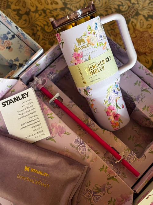 Home.co - Stanley Quencher H2.0 Tumbler 40 Oz - Loveshackfancy Happy Thoughts