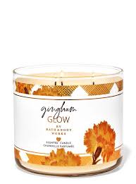 Bath & Body Works - Gingham Glow 3 Wick Candles 414gms