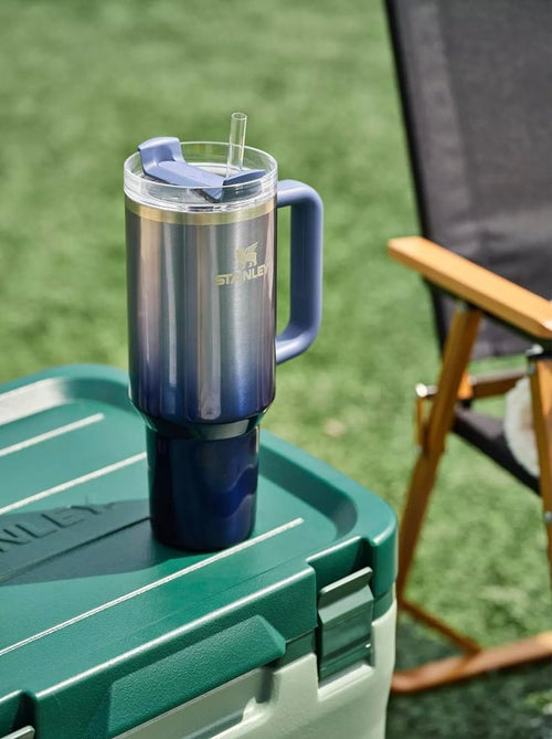 Home.co - Stanley Quencher H2.0 Tumbler 40 Oz - Gradient Blue
