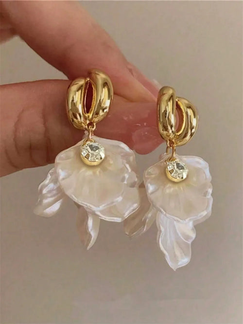 Shein - 1 Pair Long Tassel Acrylic Shell Flower Earrings