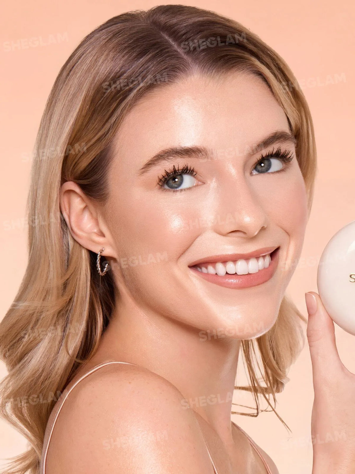 Shein Sheglam - Lumi Lock & Go Cushion Foundation