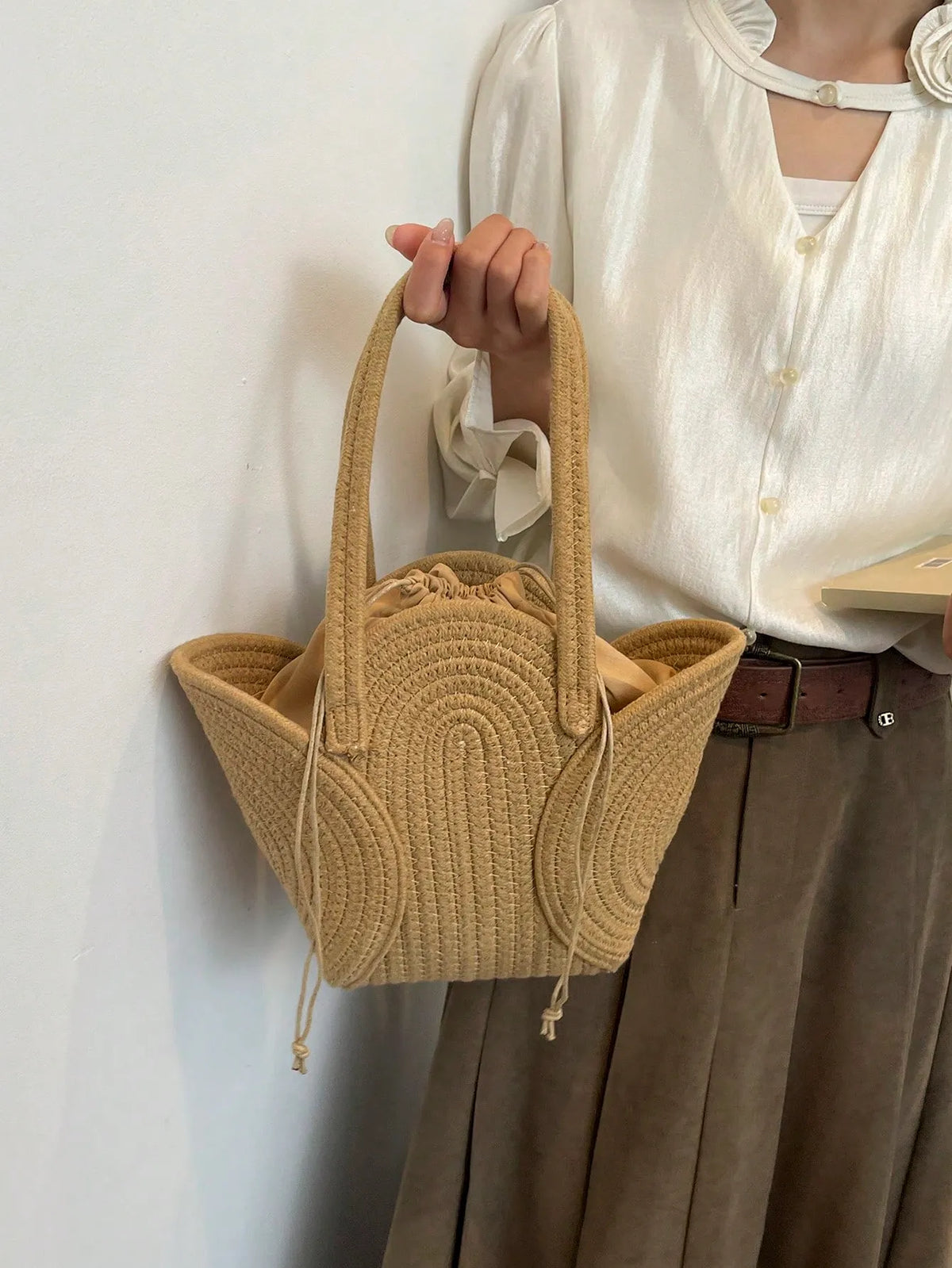 Shein - High-end, Niche-style Women's Bag, New Spring 2026 Collection