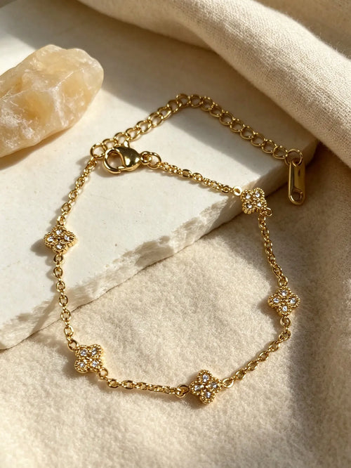 Shein - 1pc Gold Four - Leaf Clover Bracelet