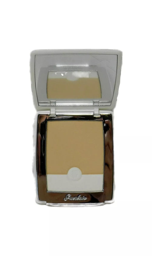 Guerlain - Blanc De Perle Brighteining Moisture Retention Foundation 32