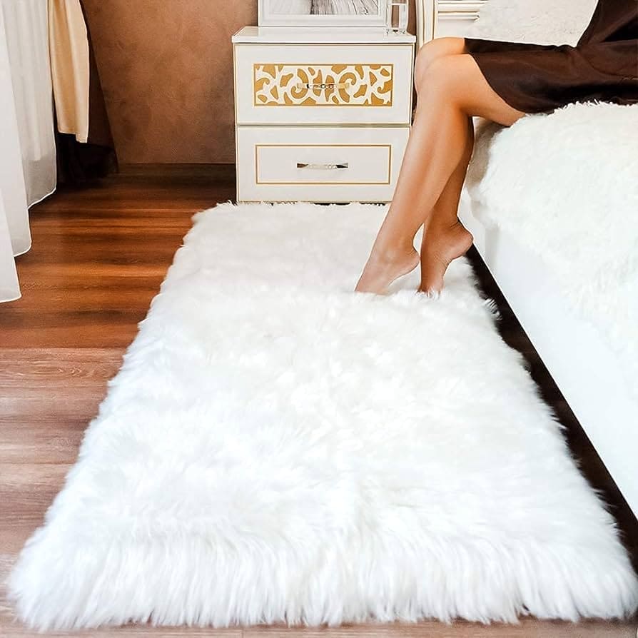 ORIENTAL FUR RUG 2X6